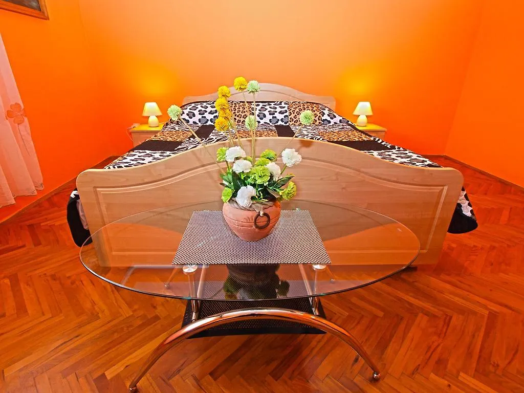 Apartment Snezana 1200 Fazana