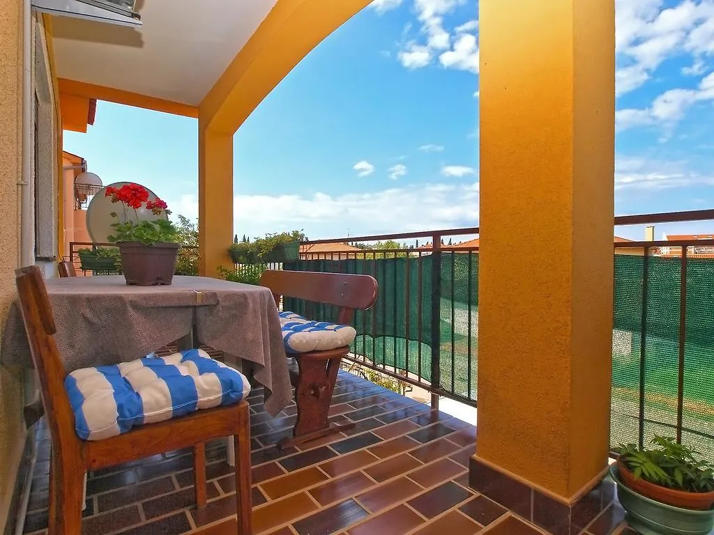 Apartment Snezana 1200 Fazana Croatia