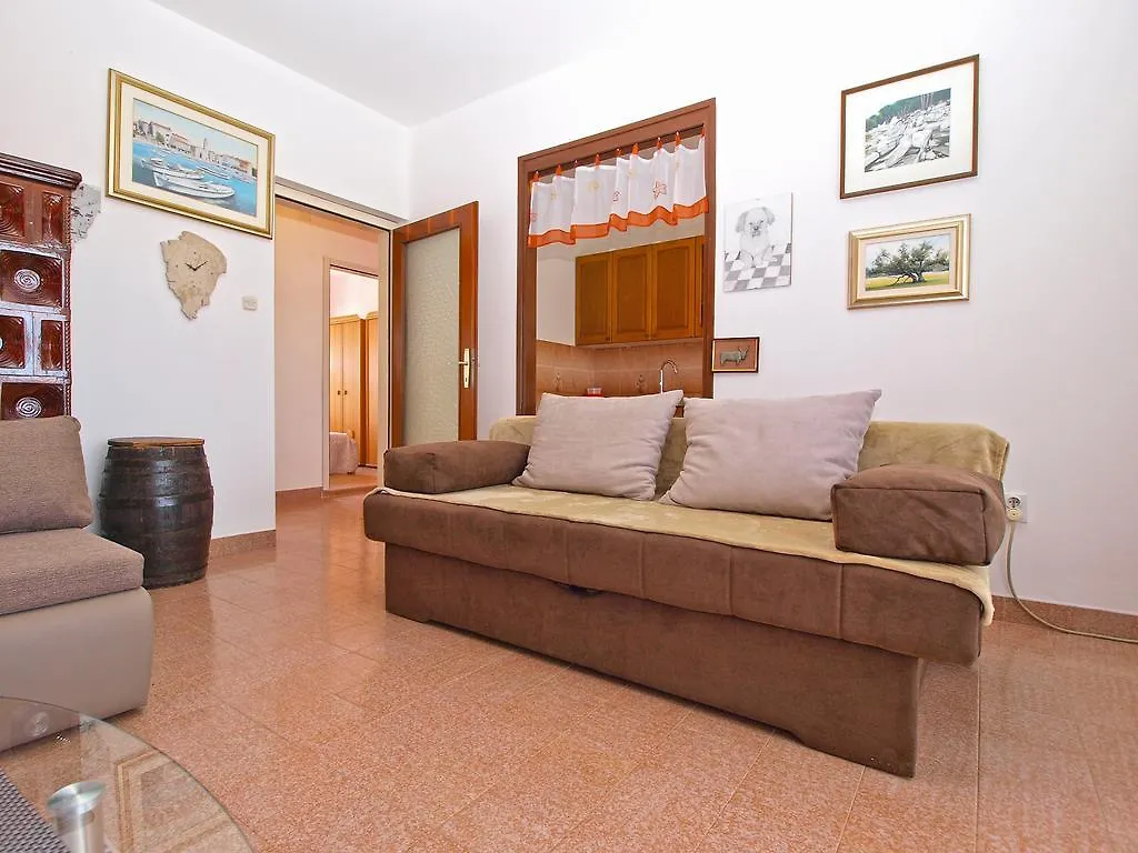 Apartment Snezana 1200 Fazana