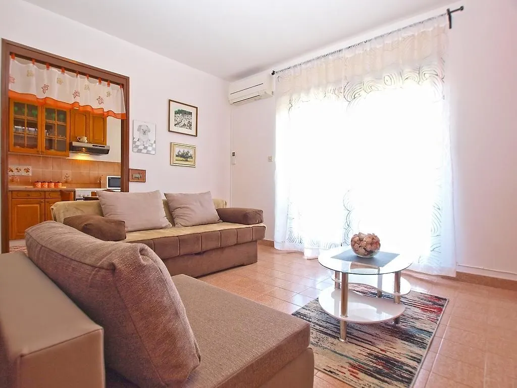 Apartment Snezana 1200 Fazana Croatia