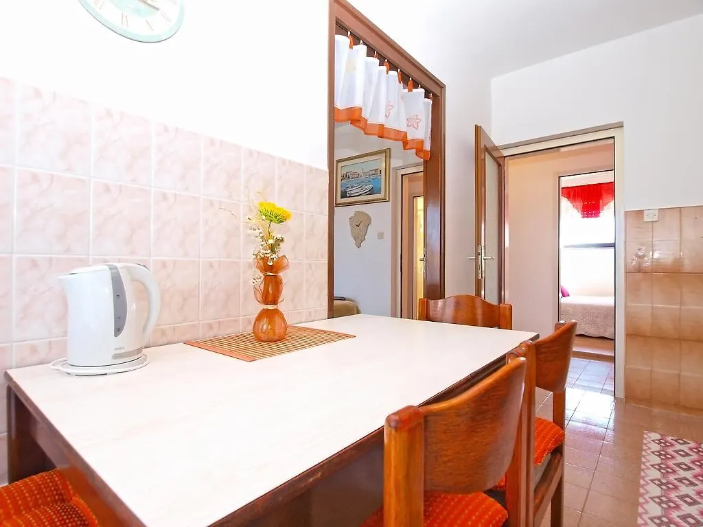 Apartment Snezana 1200 Fazana Croatia